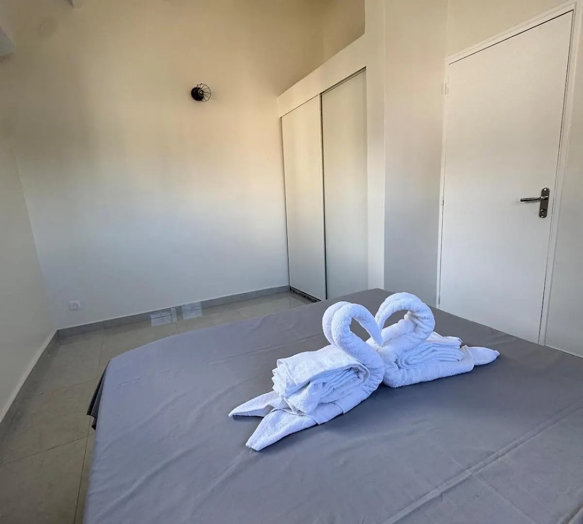 בית נופש לה גוסייר Maison Neuve Au Gosier גוואדלופ